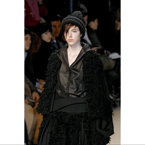 Issey Miyake faux shearling-trimmed cropped jacket - Picture 2 of 15